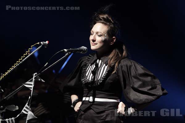 MY BRIGHTEST DIAMOND - 2008-10-07 - PARIS - La Cigale - Shara Worden